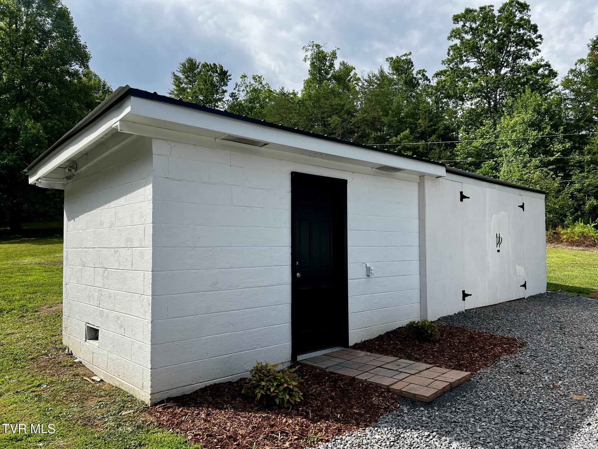 437 Turner Road Bluff City, TN 37618 - Photo 9 of 38 0B27BF33-16D1-4D4B-B77C-B277C4FA74EA