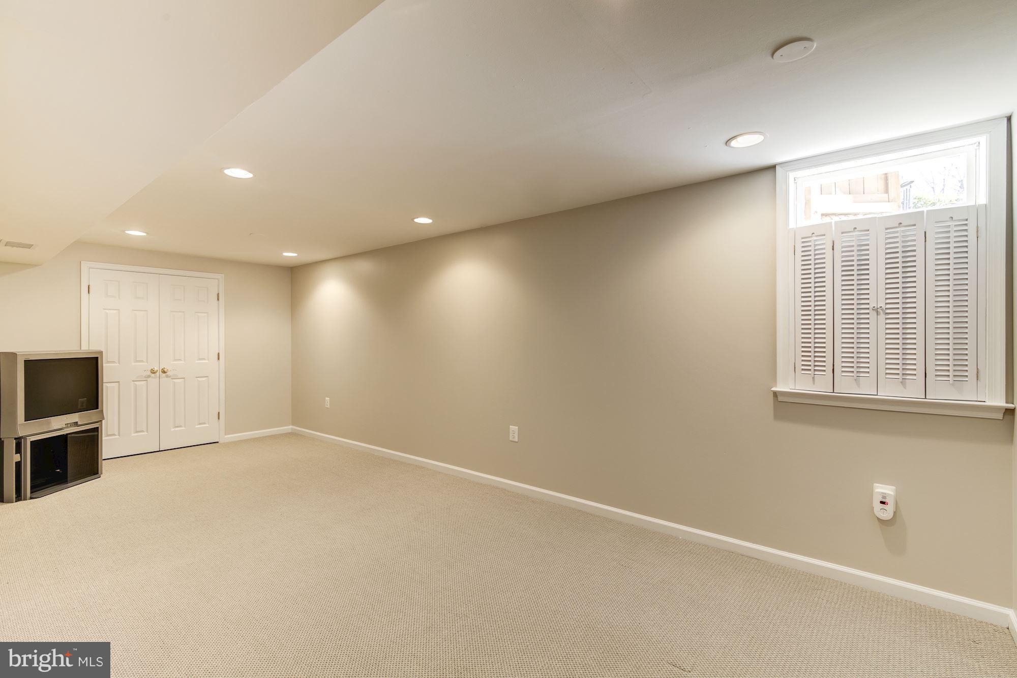 11630 Quail Ridge Court Reston, VA 20194 - Photo 22 of 29 a view of an empty room with a window