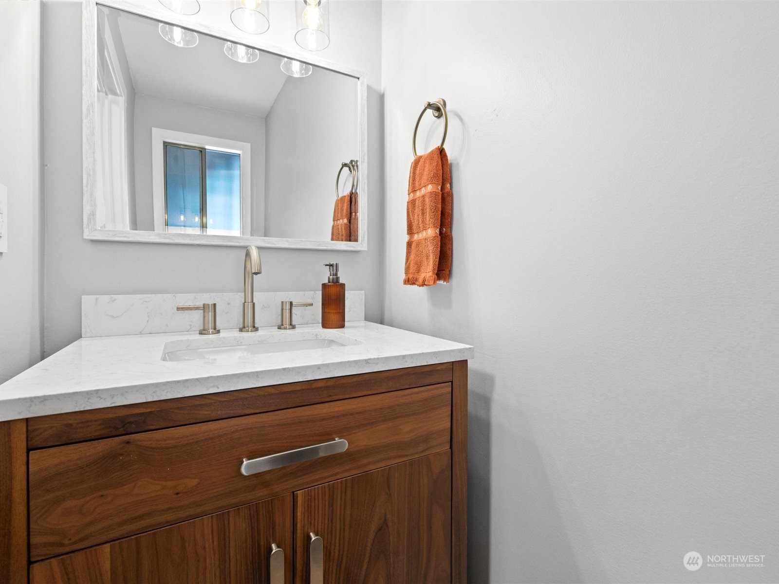 5603 East Wishon Road Snohomish, WA 98290 - Photo 13 of 37 Gallery Image 13