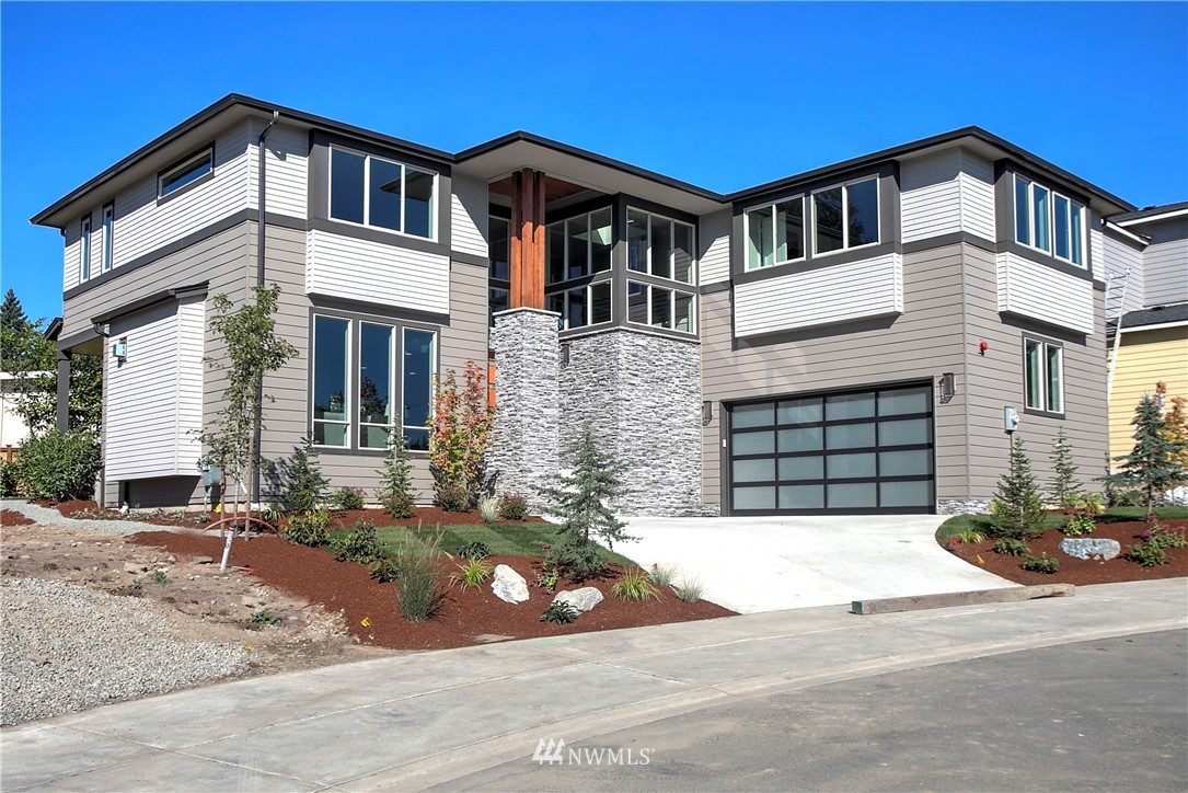 1820 Northeast 13th Street Renton, WA 98056 - Photo 1 of 25