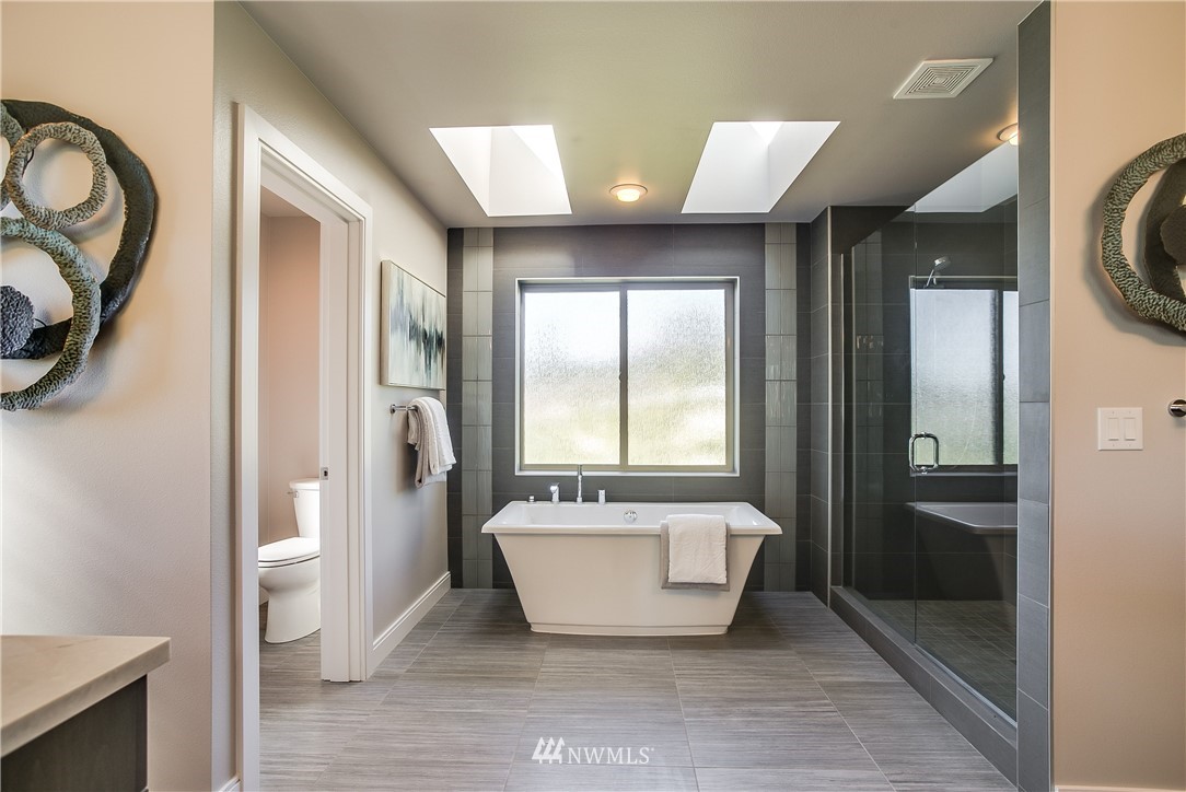 1820 Northeast 13th Street Renton, WA 98056 - Photo 23 of 25