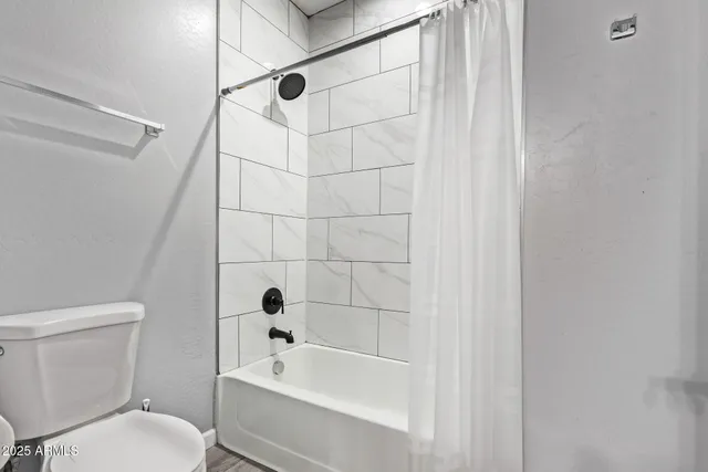 $2,250 | 4229 North 32nd Avenue, Phoenix, AZ 85017