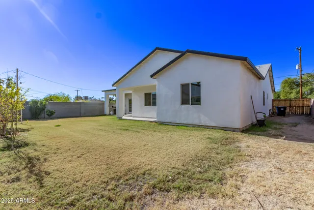 $2,250 | 4229 North 32nd Avenue, Phoenix, AZ 85017