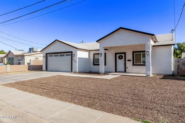 $2,250 | 4229 North 32nd Avenue, Phoenix, AZ 85017