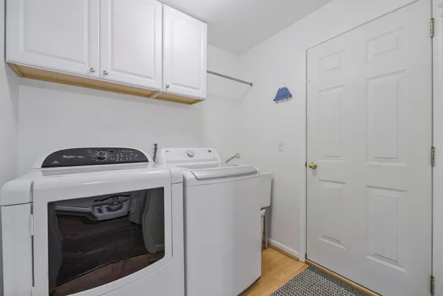 $299,900 | 4101 Cameron Circle, Walled Lake, MI 48390