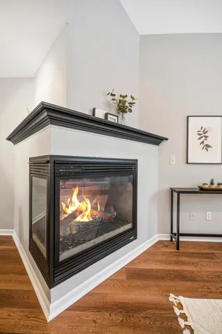 $299,900 | 4101 Cameron Circle, Walled Lake, MI 48390