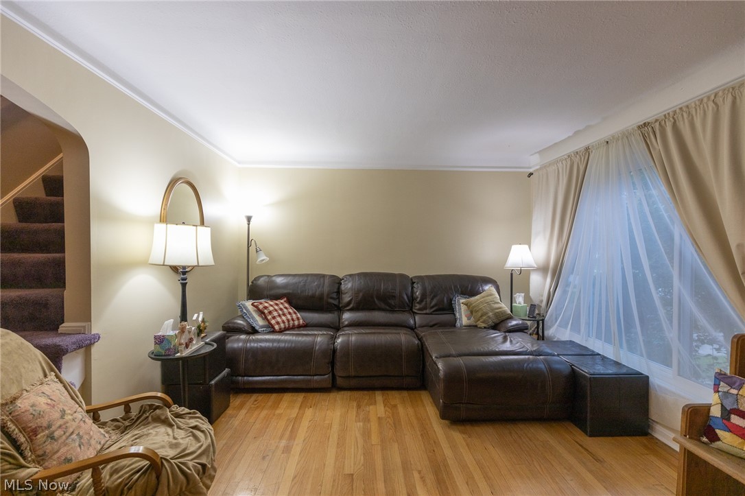 1233 Argonne Road Cleveland, OH 44121 - Photo 13 of 34 Gallery Image 13