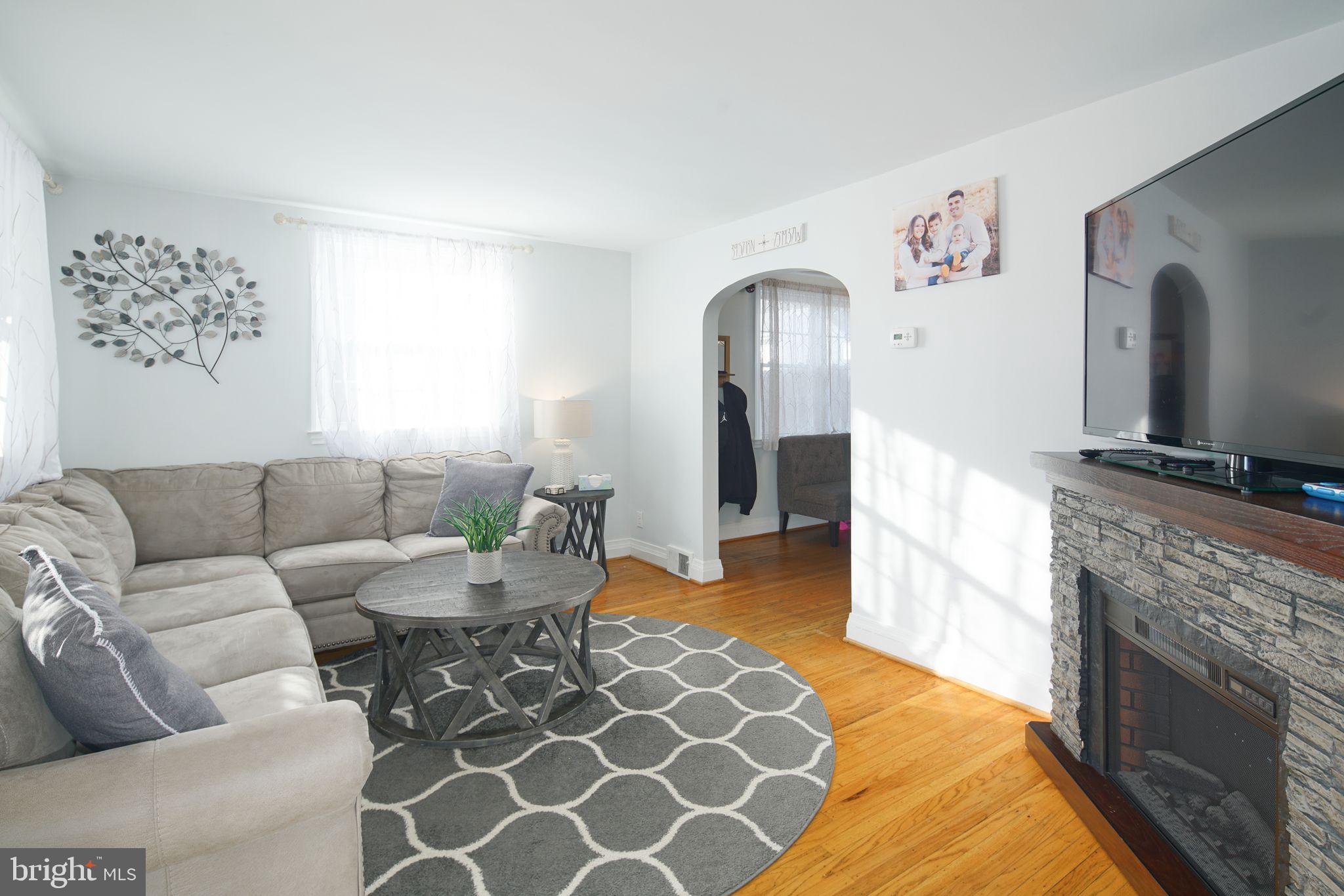 129 Signal Road Drexel Hill, PA 19026 - Photo 4 of 31