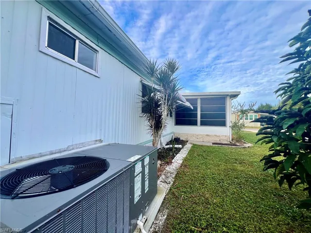 $1,600 | 112 Cape Sable Drive, Naples, FL 34104