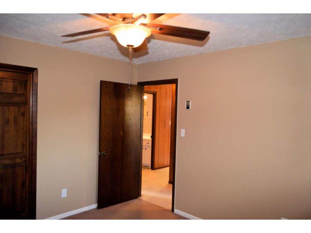 355 Rolling Hills Road Greeneville, TN 37743 - Photo 11 of 18 Photo 11