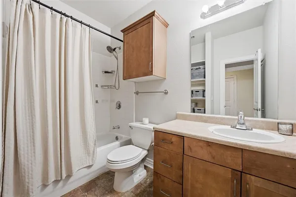 $214,900 | 2410 South 2nd Street, Unit 630, Waco, TX 76706