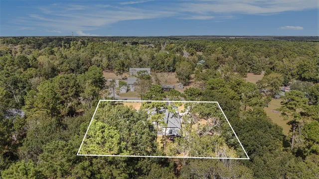 a view of a bathroom