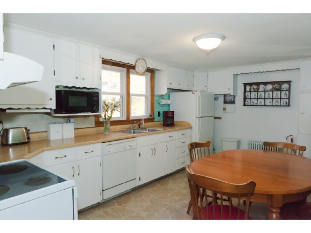 101 Martin Road Kittery, ME 03904 - Photo 3 of 24