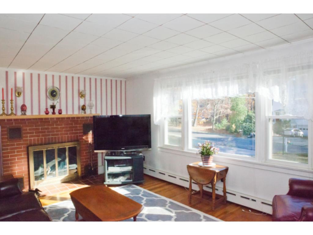101 Martin Road Kittery, ME 03904 - Photo 5 of 24