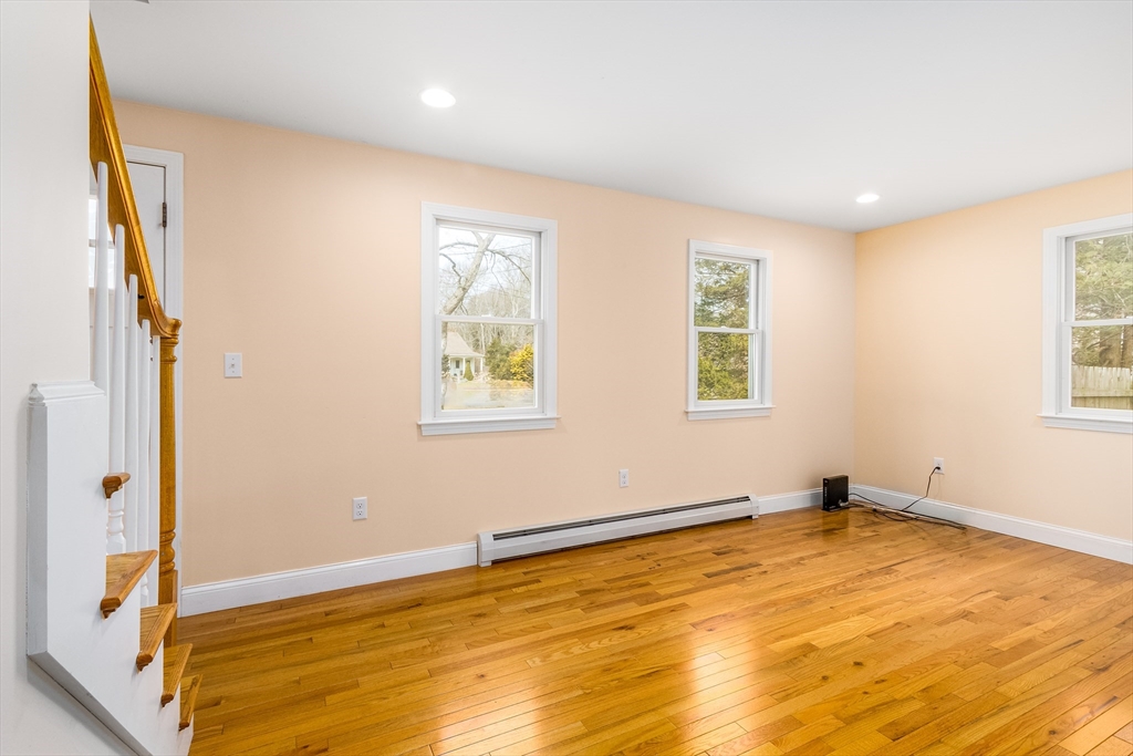 644 Skunknet Road Barnstable, MA 02632 - Photo 5 of 15