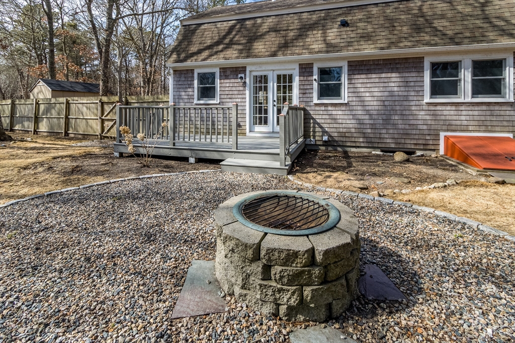 644 Skunknet Road Barnstable, MA 02632 - Photo 6 of 15