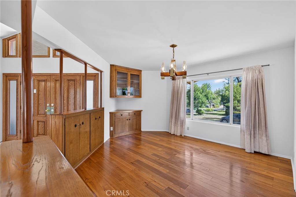 10401 Wystone Avenue Porter Ranch, CA 91326 - Photo 12 of 62