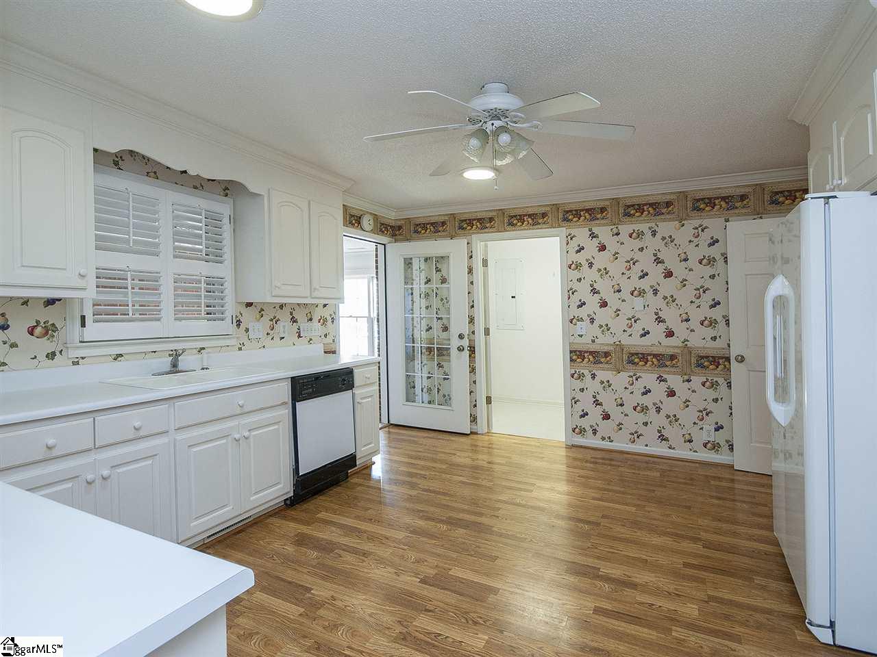 414 Wyatt Road Piedmont, SC 29673 - Photo 8 of 27 Gallery Image 8