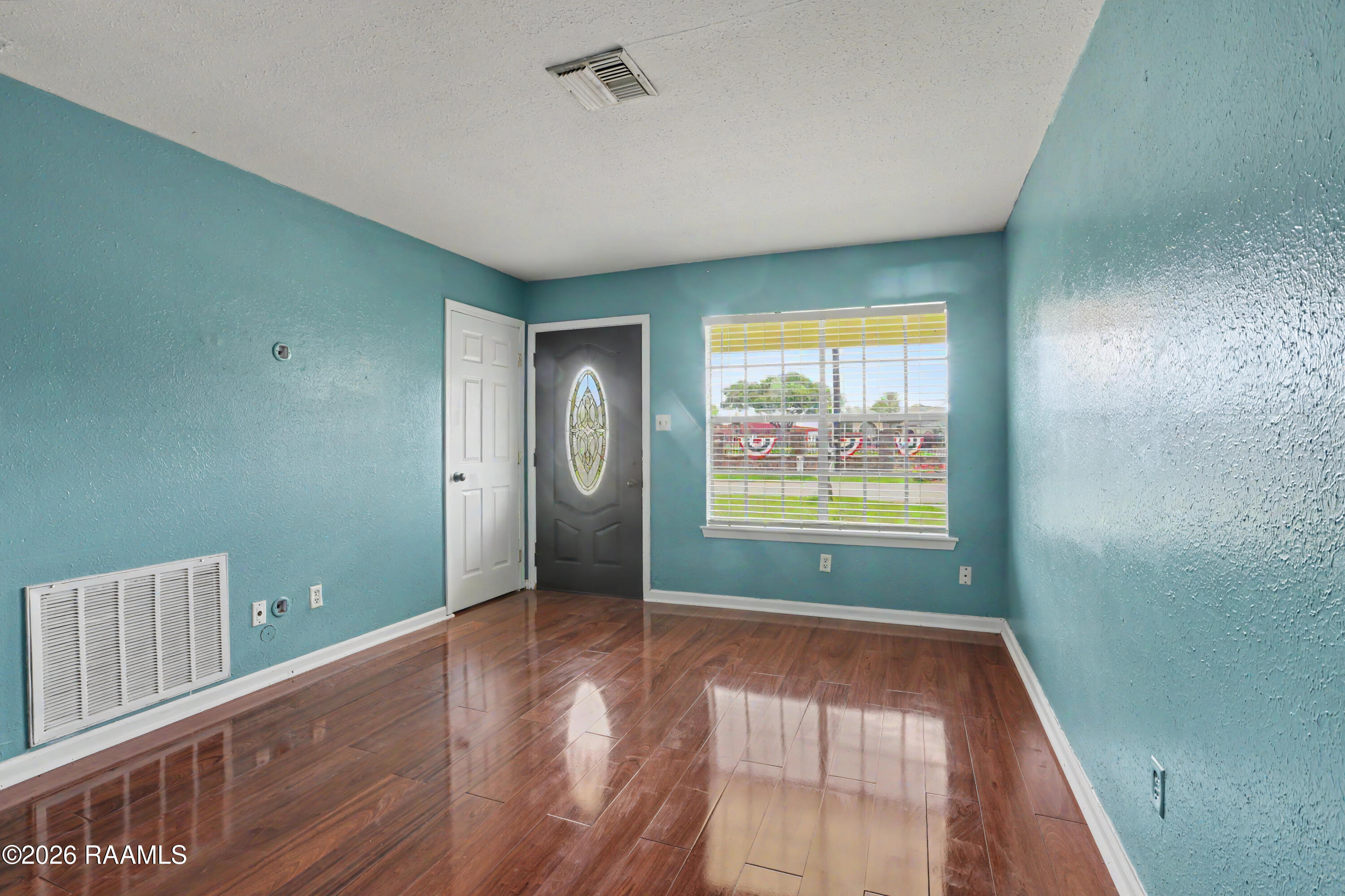 332 Guidry Road Lafayette, LA 70503 - Photo 2 of 12