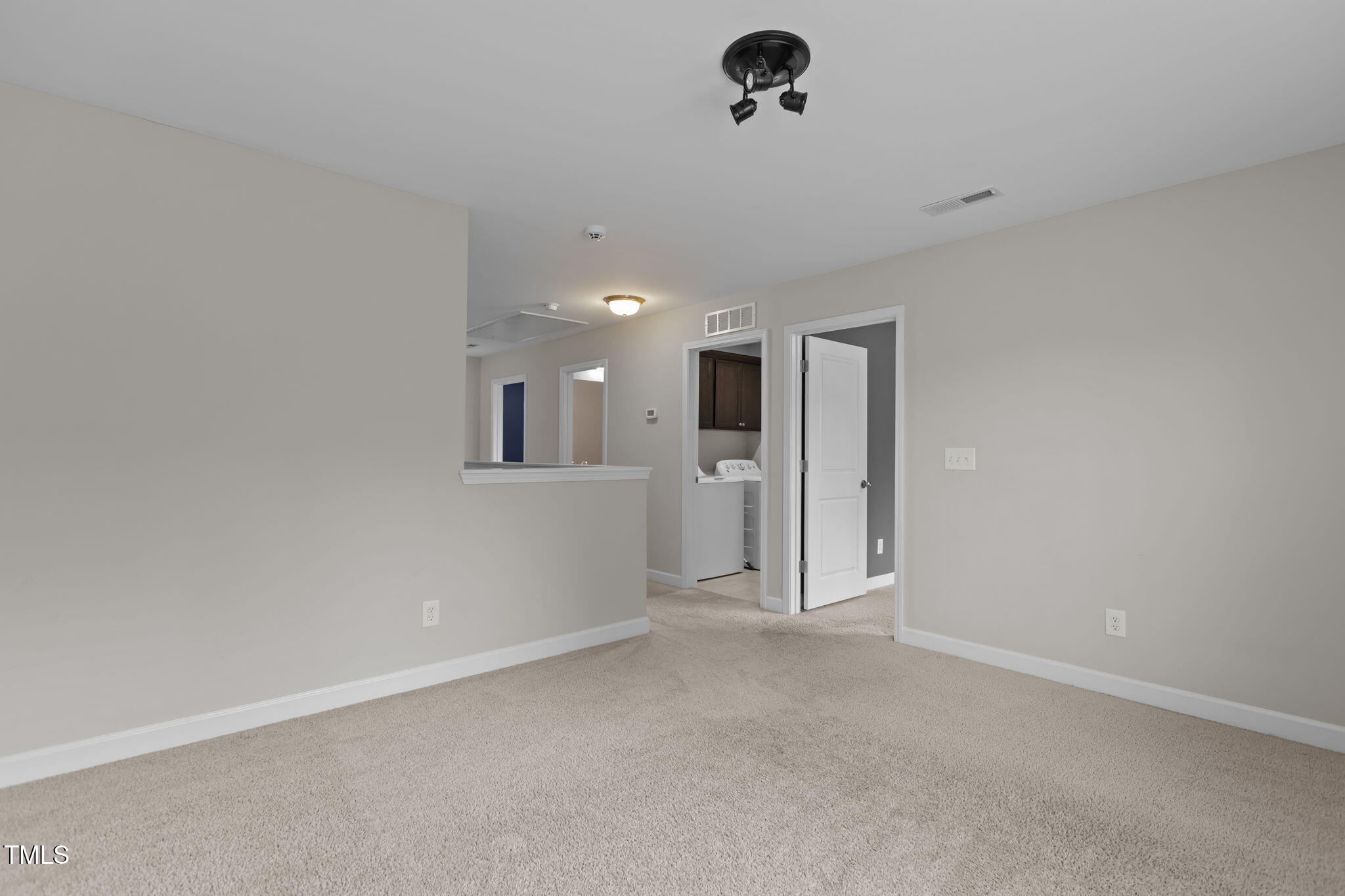 3609 Neuse Estates Drive Raleigh, NC 27604 - Photo 21 of 25 31-web-or-mls-2N6A2420