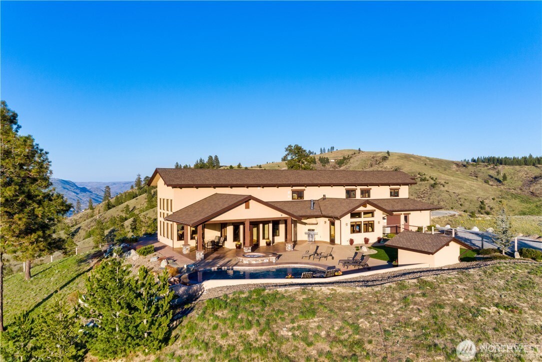 300 Hawks Ridge Road Chelan, WA 98816 - Photo 24 of 40