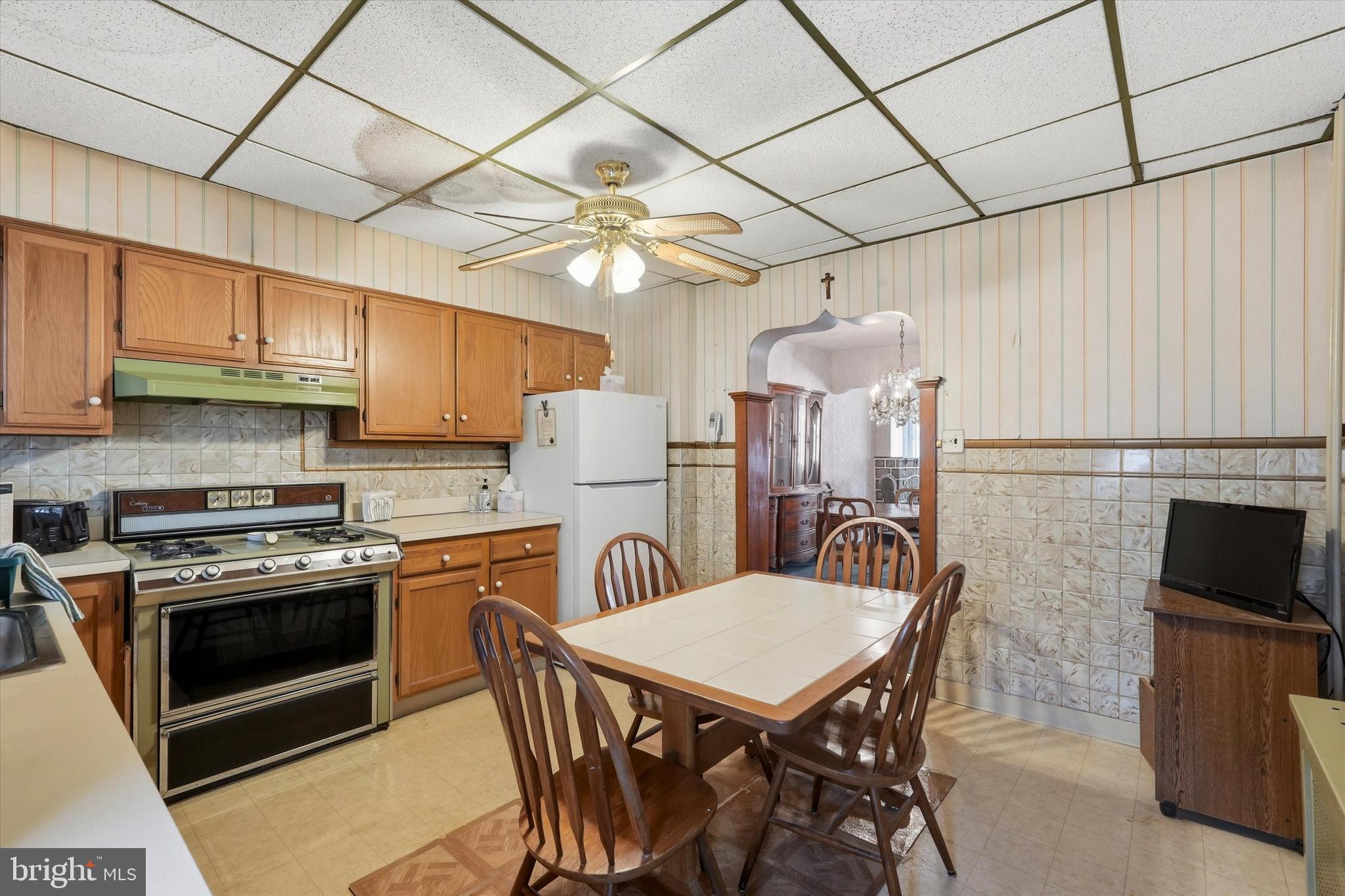 2312 South Percy Street Philadelphia, PA 19148 - Photo 13 of 33