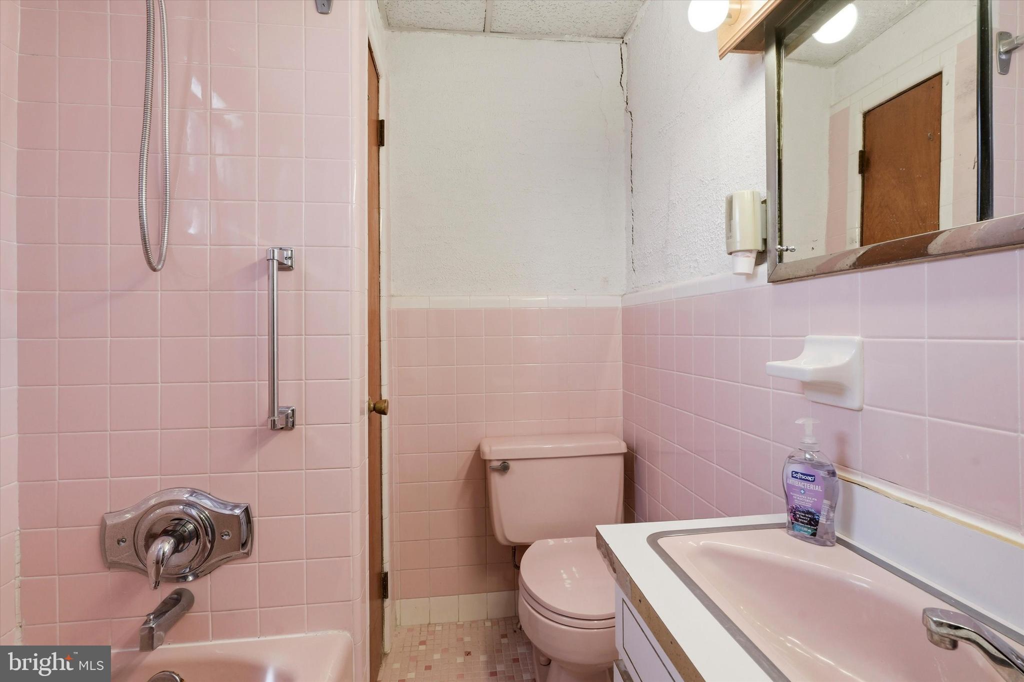 2312 South Percy Street Philadelphia, PA 19148 - Photo 15 of 33