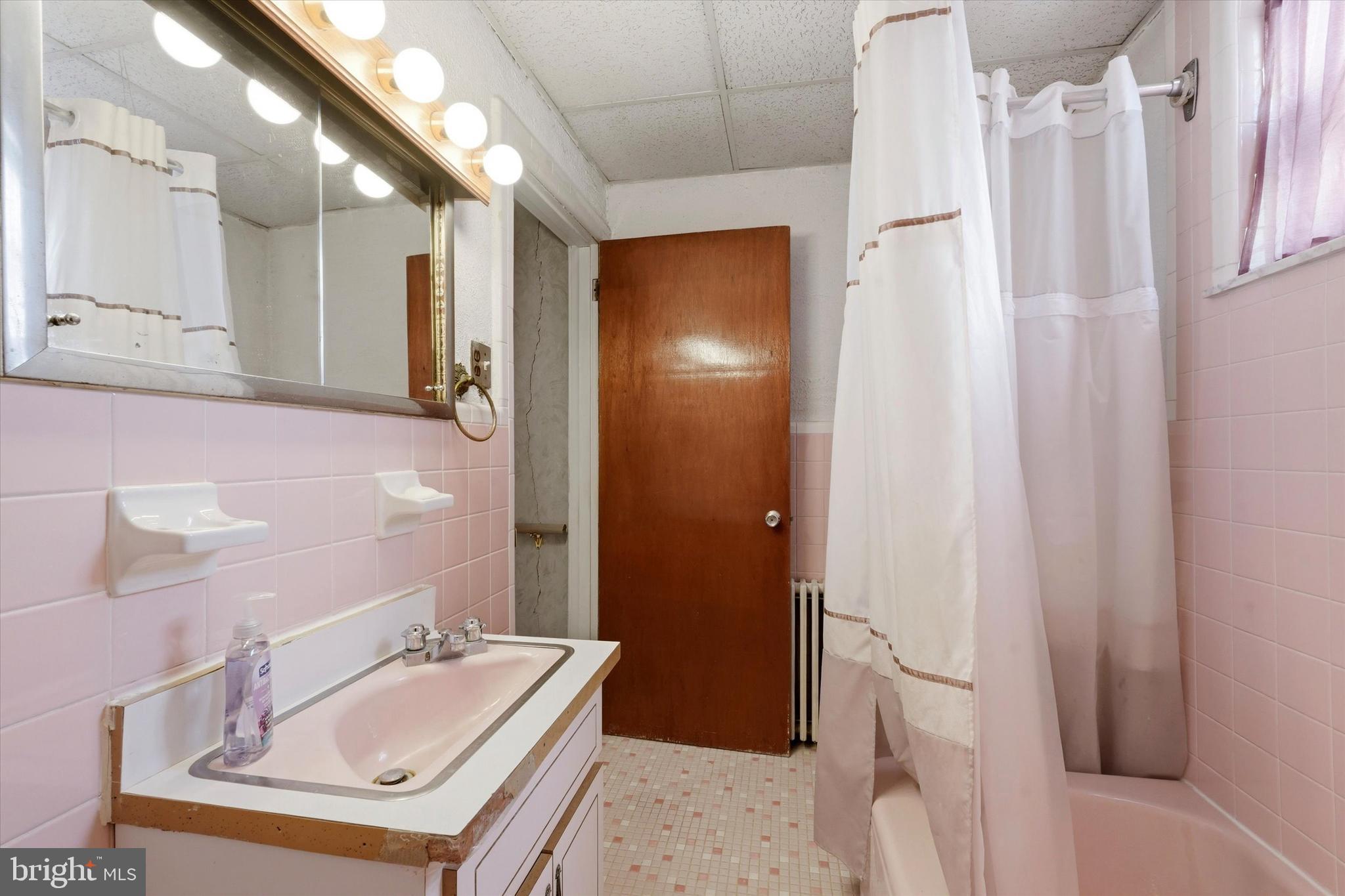2312 South Percy Street Philadelphia, PA 19148 - Photo 16 of 33