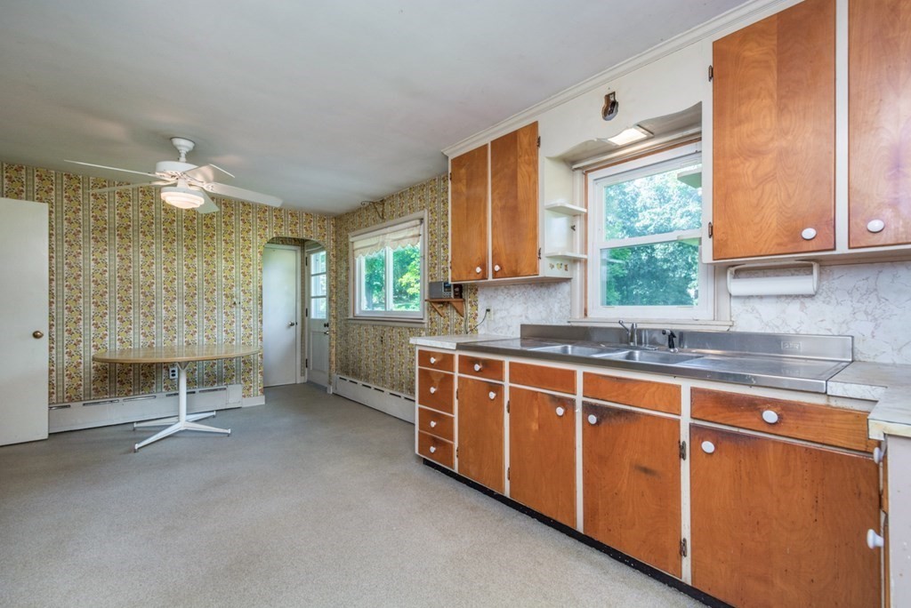 104 Sears Road Southborough, MA 01772 - Photo 4 of 42 Gallery Image 4