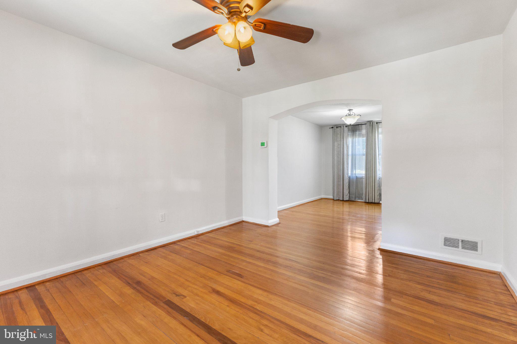 8318 Hillendale Road Baltimore, MD 21234 - Photo 13 of 23 Gallery Image 13