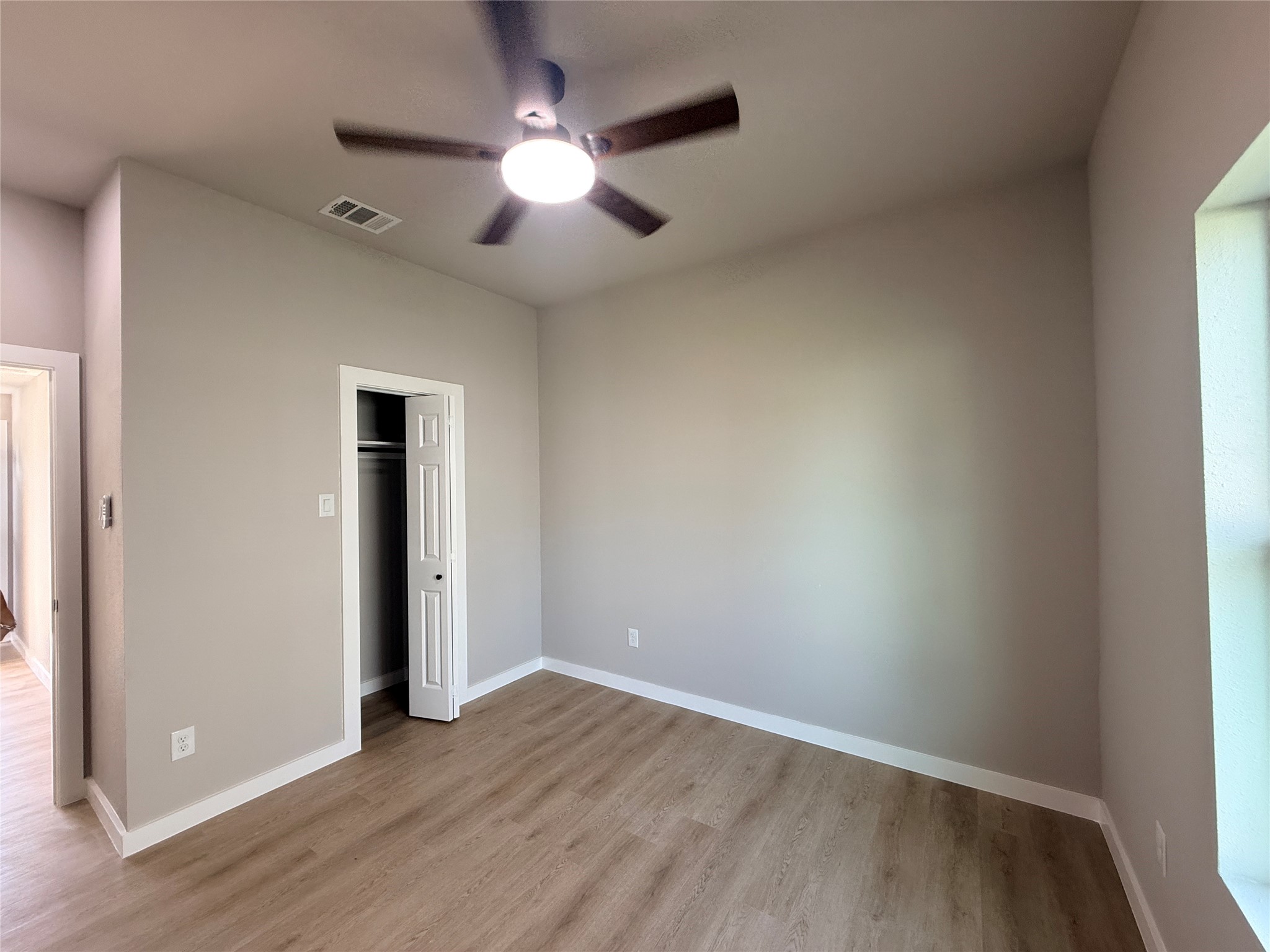 7909 Ford Street, Unit 2 Houston, TX 77012 - Photo 5 of 6 Gallery Image 5