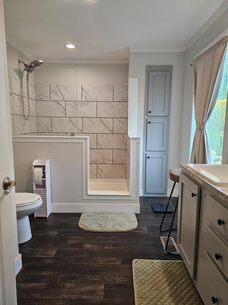 631 White Hall Road Bluefield, VA 24605 - Photo 6 of 18 Gallery Image 6