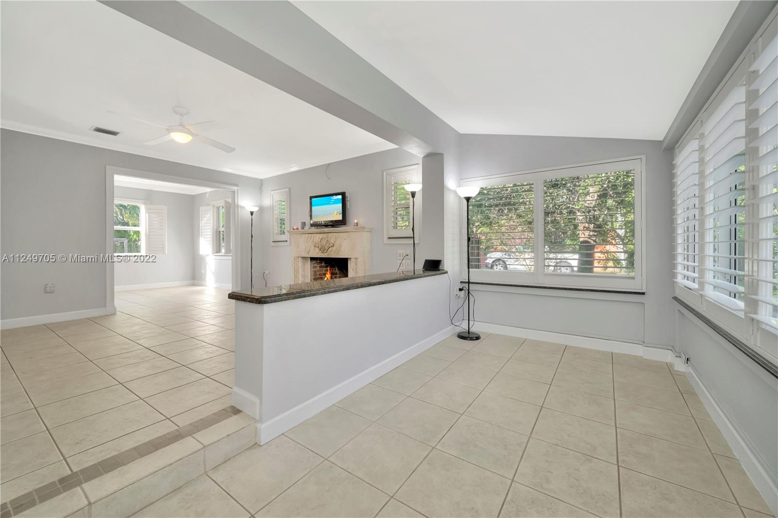 4290 Southwest 11th Street Miami, FL 33134 - Photo 3 of 20