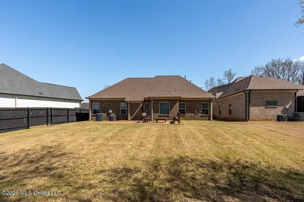 $379,900 | 6067 Arnold Palmer Cove, Olive Branch, MS 38654