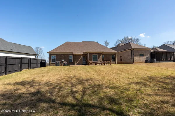 $379,900 | 6067 Arnold Palmer Cove, Olive Branch, MS 38654