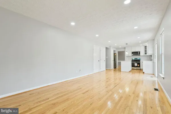 $699,000 | 7802 Shallowbrook Court, Severn, MD 21144