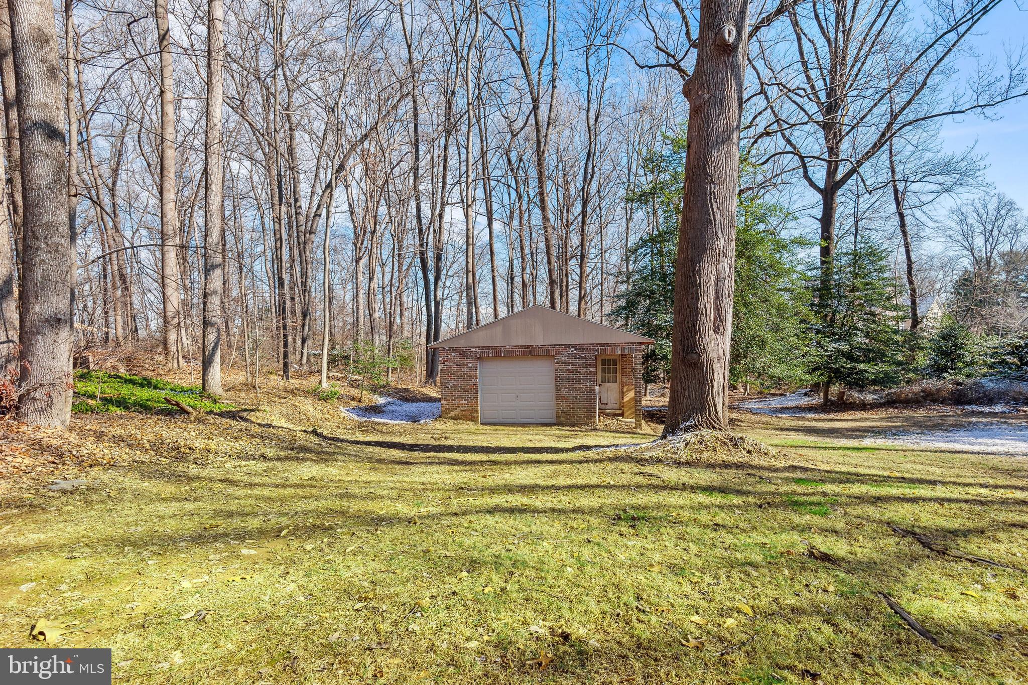 10624 Marbury Road Oakton, VA 22124 - Photo 23 of 24