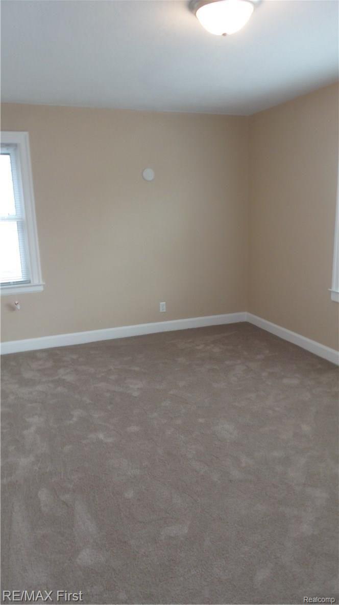 140 Chippewa Road Pontiac, MI 48341 - Photo 39 of 46 20170412_115107.jpg