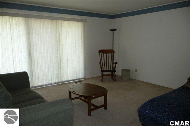 922 Southmoor Mount Pleasant, MI 48858 - Photo 3 of 25 1772304-2.JPG