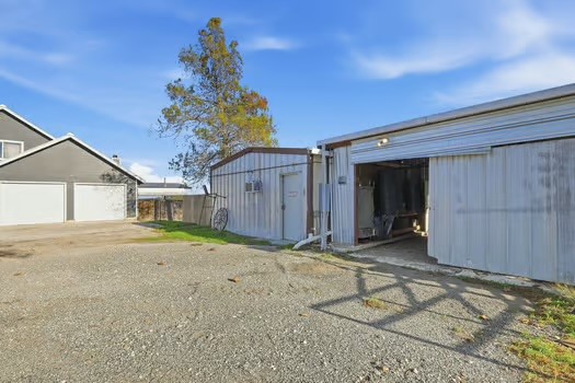 901 Kunde Road Seguin, TX 78155 - Photo 18 of 24 a view of a house with a backyard