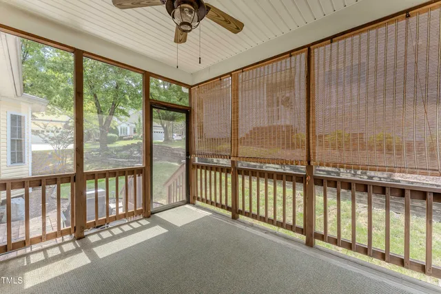 a view of a large window with an outdoor view