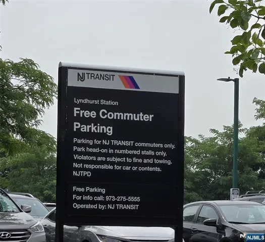 $2,100 | 54 Stuyvesant Avenue, Unit 2, Lyndhurst, NJ 07071