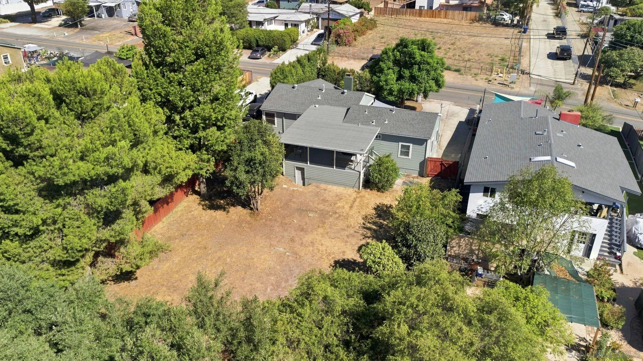 8661 Valencia Street Spring Valley, CA 91977 - Photo 34 of 37 Gallery Image 34