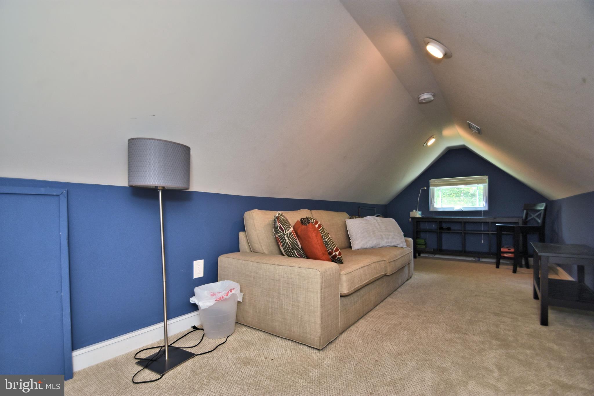 724 Elizabeth Road Jenkintown, PA 19046 - Photo 19 of 46