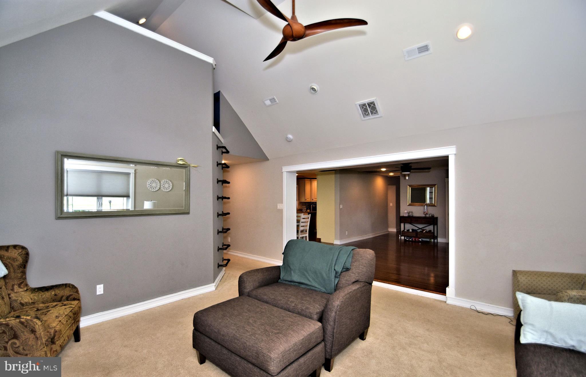 724 Elizabeth Road Jenkintown, PA 19046 - Photo 10 of 46