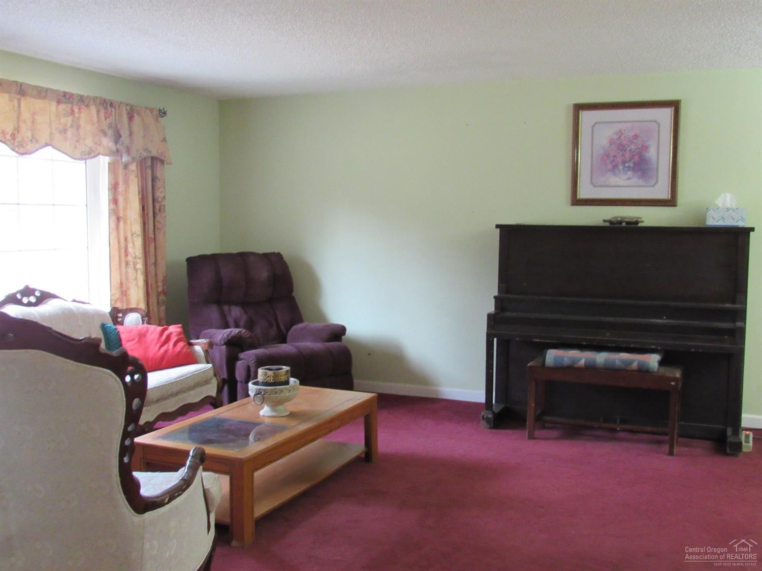53246 Day Road La Pine, OR 97739 - Photo 5 of 25 Additional Photo