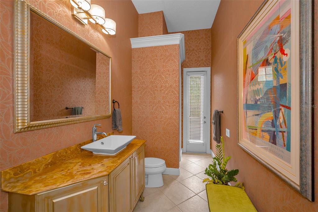 8871 Silverthorn Road Seminole, FL 33777 - Photo 46 of 98