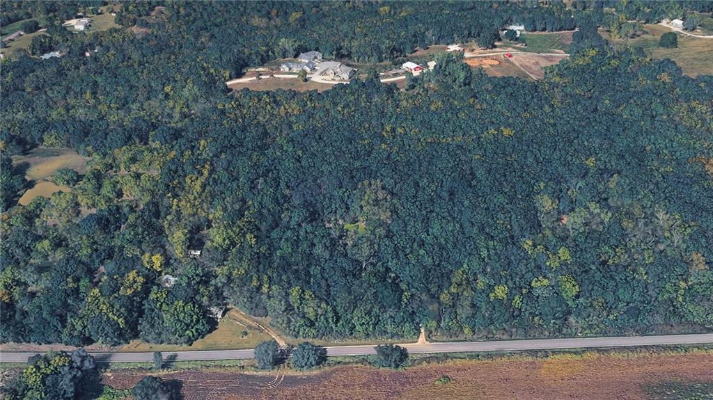 16748 Golden Road Linwood, KS 66052 - Photo 2 of 9