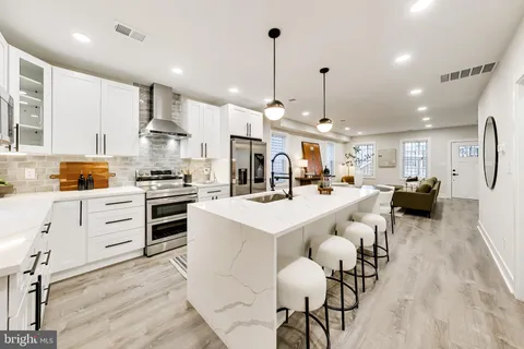 $739,000 | 2553 Alabama Avenue Southeast, Washington, DC 20020