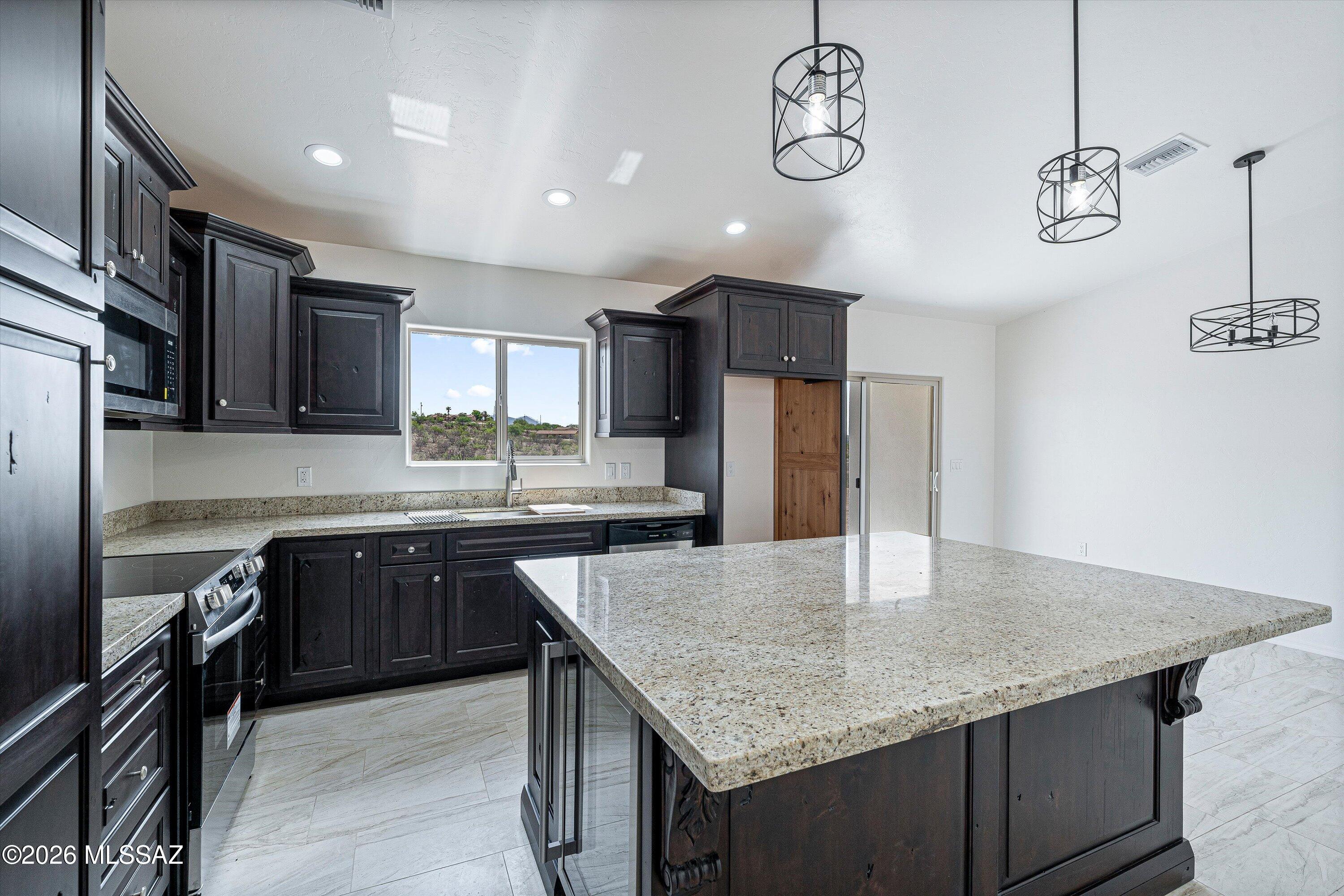 225 Calle Ranuculo Rio Rico, AZ 85648 - Photo 11 of 34